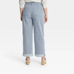 Women's High-Rise Straight Jeans - Universal Thread™ -Universal Thread GUEST 54cab411 77c1 4d6f a064 ded3876ab1af