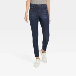 Women's High-Rise Skinny Jeans - Universal Thread™ Dark Wash -Universal Thread GUEST 59752985 f515 437b a07b ee00abc0492e