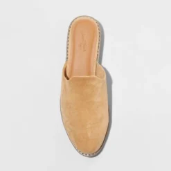 Women's Maura Mule Flats - Universal Thread™ Beige -Universal Thread GUEST 76e64f98 4bc5 4ebe 8b07 451cca6c29ef