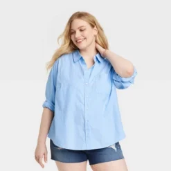 Women's Long Sleeve Classic Button-Down Shirt - Universal Thread™ -Universal Thread GUEST 8a6a7257 0905 4320 8aff 22b4ed574086