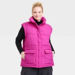 Women's Puffer Vest - Universal Thread™ -Universal Thread GUEST c8bf1fa5 0eb3 4a3d 8a25 5b2d015e6f06