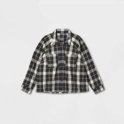 Women's Long Sleeve Adaptive Flannel Faux Button-Down Hook And Loop Shirt - Universal Thread™ -Universal Thread GUEST cc5e94f0 cb22 4397 a09f a2e27a08bb82