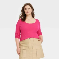 Women's Shrunken Rib Scoop Neck Pullover Sweater - Universal Thread™ -Universal Thread GUEST d2095102 dfa0 40c3 83eb 56ddf6dcb079