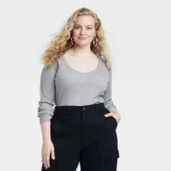 Women's Long Sleeve Ribbed V-Neck T-Shirt - Universal Thread™ -Universal Thread GUEST dd29b0c6 9b62 4ce9 bb3e bf8c5637a33b