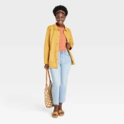 Women's High-Rise Bootcut Jeans - Universal Thread™ Light Wash -Universal Thread GUEST f34ea0d0 b6e9 41f2 a9ac fa6c18be267b