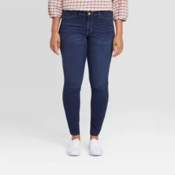 Women's Mid-Rise Skinny Jeans - Universal Thread™ Blue -Universal Thread GUEST fbf43d82 ce7e 4377 b631 b0ddf79afcc4